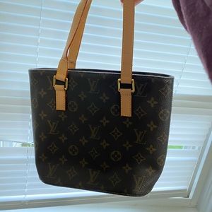 Louis Vuitton Small Purse